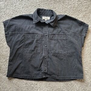 Madewell Women's Denim Slanted-Yoke Crop Button-Up Shirt in Lunar Wash Size XS